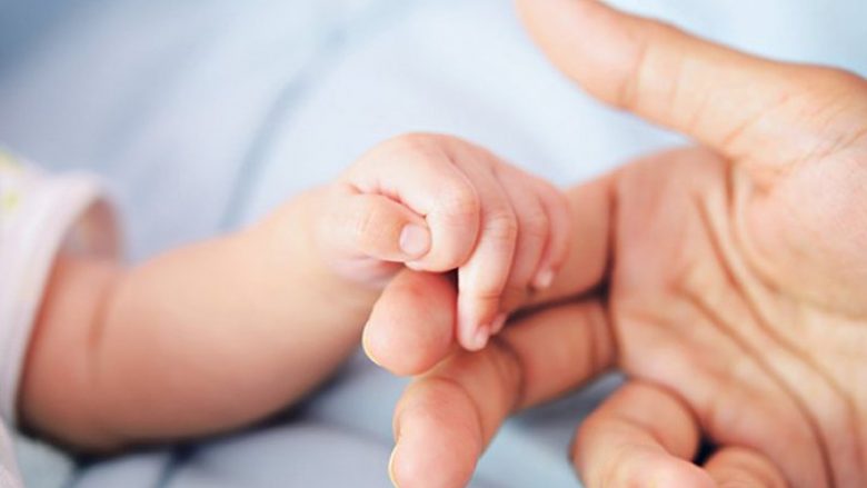Bie nataliteti gjatë vitit 2020, lindën më pak foshnje sesa në vitin 2019