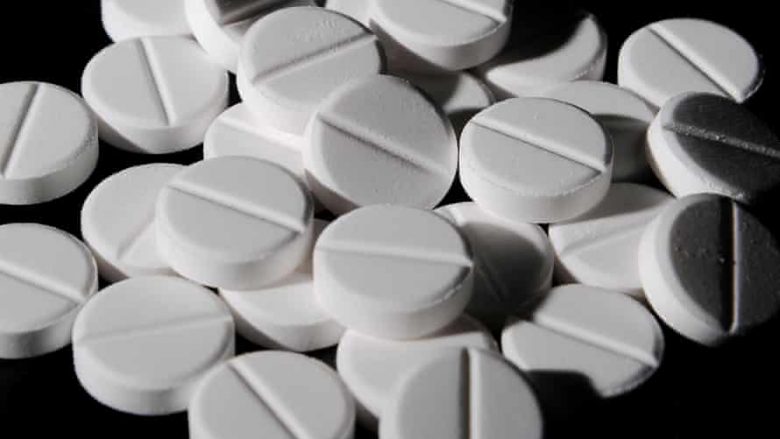 Mbidoza e paracetamolit: Dy efekte anësore ‘jashtëzakonisht të zakonshme’
