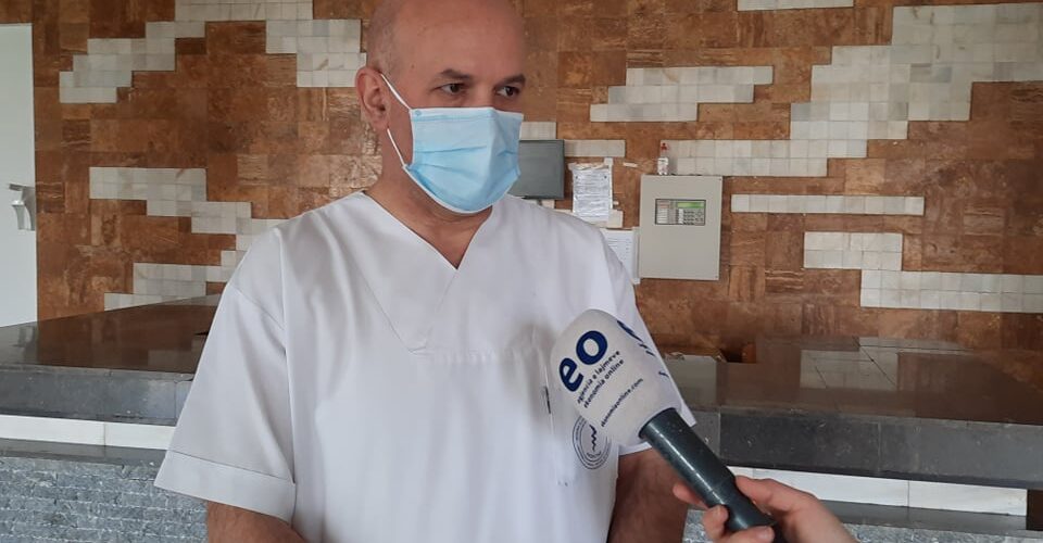 Në Infektivë s’ka më vende të lira, 110 pacientë po trajtohen me oksigjenoterapi