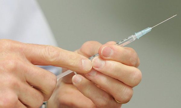 Studim i ri: Katër efekte anësore të reja të raportuara në trup nga vaksina Pfizer