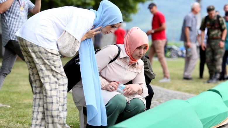 Në 26-vjetorin e gjenocidit në Srebrenicë varrosen edhe 19 viktima