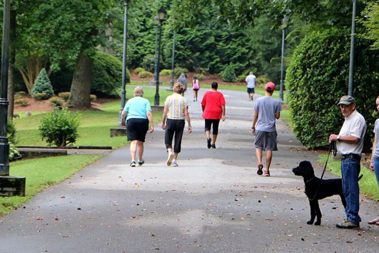 Epidemiologu: Të pavaksinuarit, shumë më të rrezikuar nga ‘Delta’