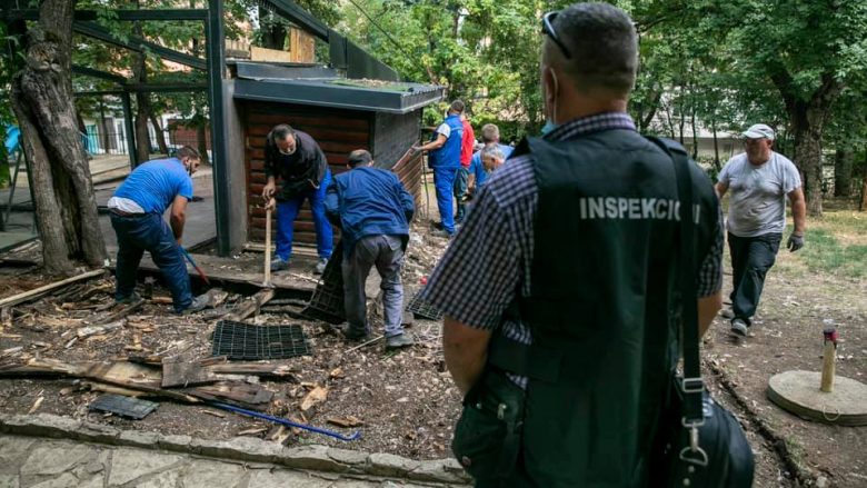 Komuna mbyll kafiteritë në Parkun e Qytetit