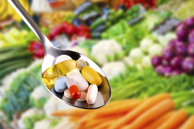 4 vitaminat që mjekët përdorin çdo ditë për të forcuar imunitetin e tyre