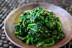 7 arsye pse duhet të hani më shumë spinaq