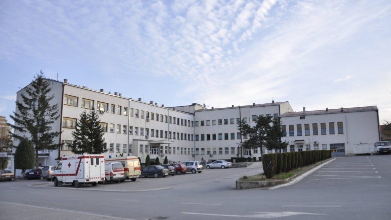 Në spitalin e Gjilanit kryhen disa operacione të komplikuara të tumorëve të zorrëve të holla dhe të zorrës së trashë