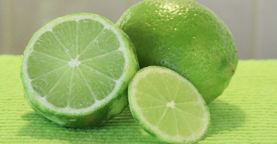 Ky frut ka më pak vitaminë C se limoni, por mund të përdoret për dhimbje koke pulsuese