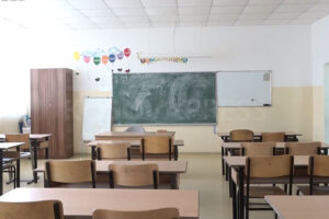 Për shkak të COVID-19, edhe një shkollë në Prishtinë kalon në mësim online