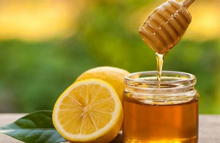 Të mirat shëndetësore të mjaltës