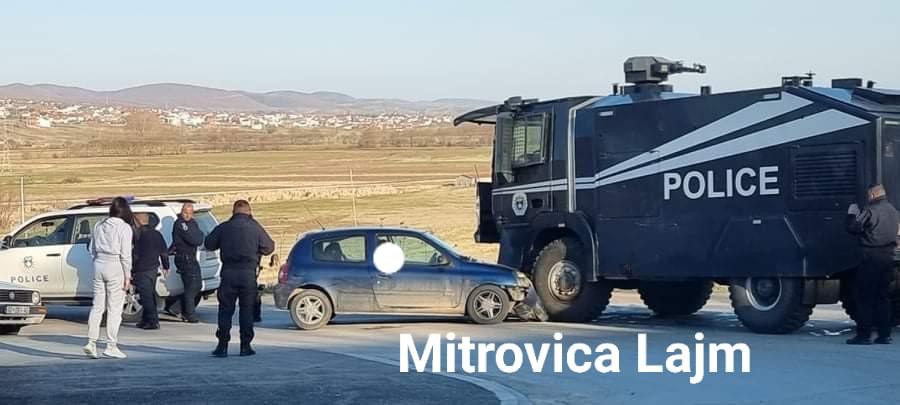 Aksidentohet autoblinda e Policisë në Mitrovicë