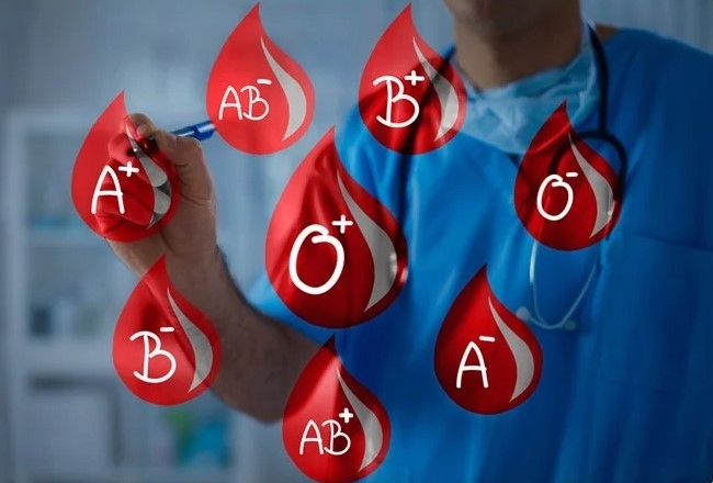 Grupet e gjakut që kanë më shumë gjasa të përjetojnë sulm në zemër 