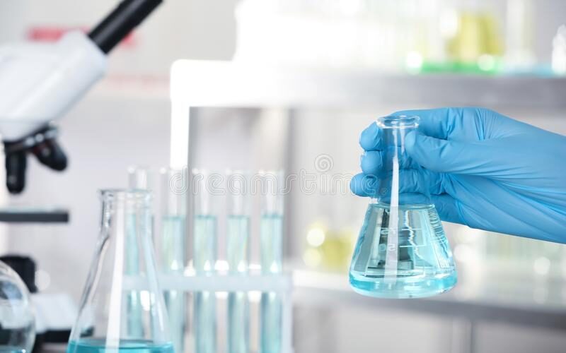 Arrestohen 3 laborantë të QMF-së në Vushtrri, kanë shkruar analiza pa ekzaminim