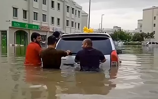 Situatë “apokaliptike” në Dubai – Çfarë po ndodh?