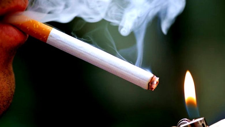 Rreziqet e tymit të cigareve kur ekspozohen te fëmijët