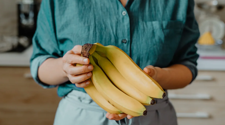 Pse nuk duhet të hani kurrë banane në mëngjes me barkun bosh?