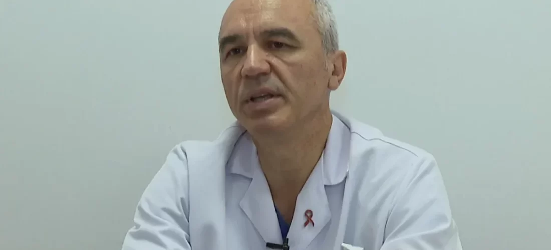 Lija e majmunit. Prof. Dr. Arjan Harxhi: Virusi ka pësuar mutacion këto dy vite. Transmetohet nga njeriu te njeriu