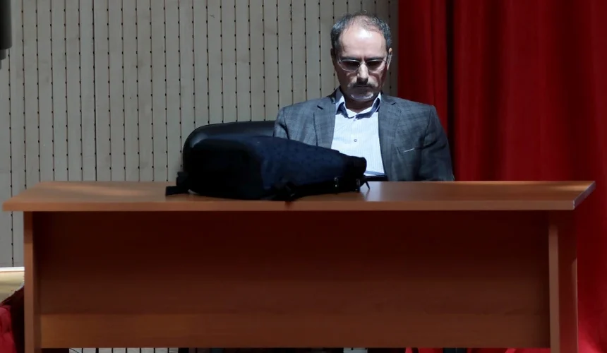 Ngrihet aktakuzë ndaj Xhevat Krasniqit, i denoncuar për ngacmim seksual nga studentet
