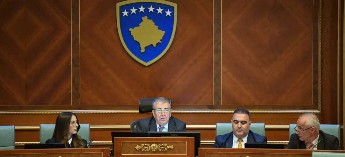 Sot vazhdon seanca konstituive e Kuvendit të Kosovës