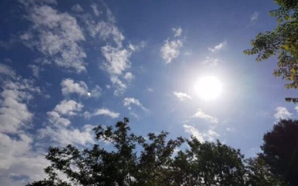 E premte përvëluese, temperaturat arrijnë në 36°C