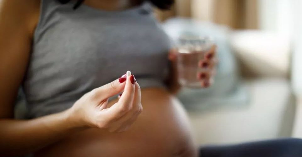 Shkenctarët i paralajmërojnë disa njerëz të mos marrin shpesh paracetamol