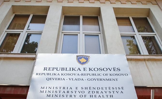 Njoftim zyrtar nga Ministria e Shëndetësisë: Vetëm specialistët e licencuar mund të kryejnë procedura estetike mjekësore