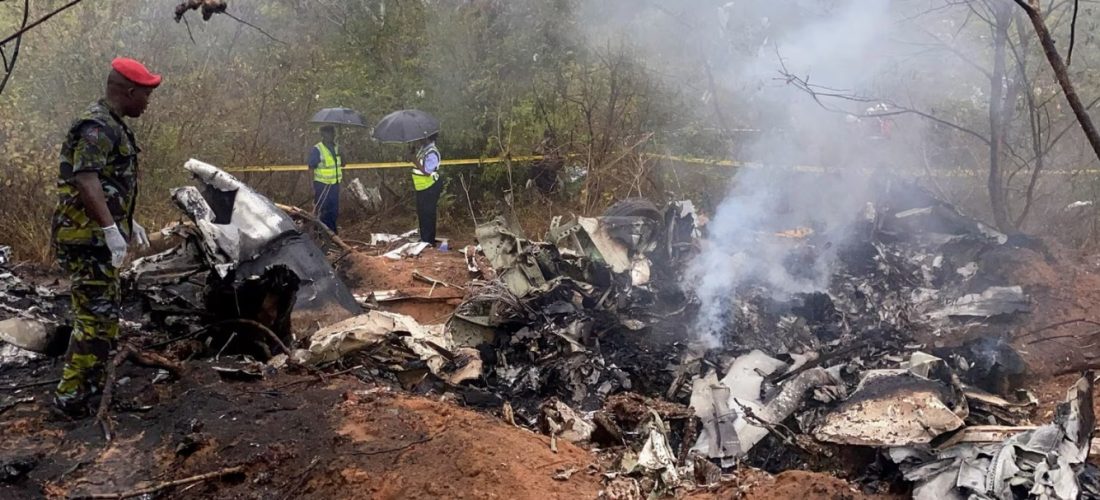 11 të vdekur si pasojë e aeroplanit që u rrëzua në Kenia