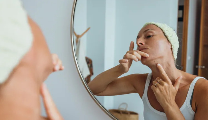 A mund të keni mungesë të vitaminës C? Këto janë 10 simptoma që duhet t’i vëreni