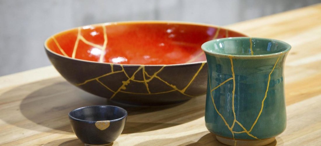 Çfarë është kintsugi, arti japonez i riparimit të qeramikës me ar