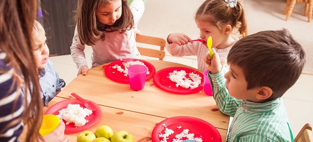 A e dini se stresi i prindërve mund të ndikojë drejtpërdrejt në obezitetin e fëmijëve?