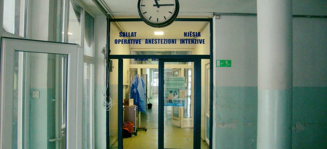 15 operime të suksesshme u kryen dje në Spitalin e Përgjithshëm në Pejë