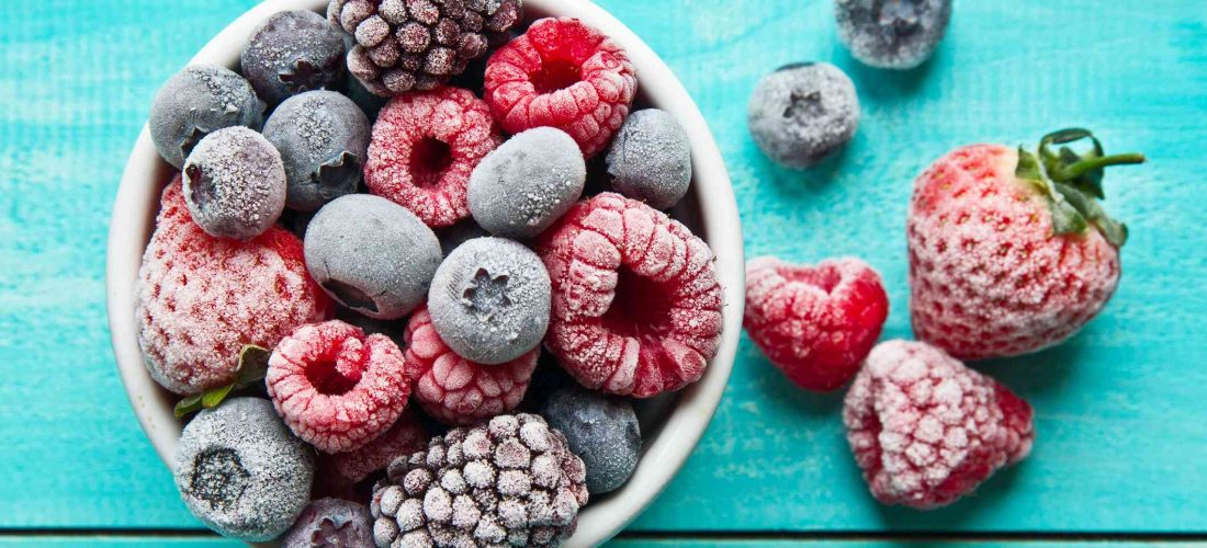 5 ushqimet e ngrira më të shëndetshme që duhet t’i mbani gjithmonë në frigorifer