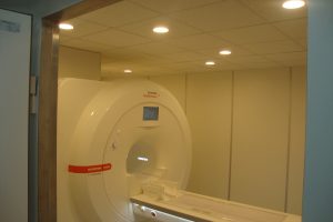 31 rezonanca magnetike në 24 orë në Spitalin e Përgjithshëm në Pejë