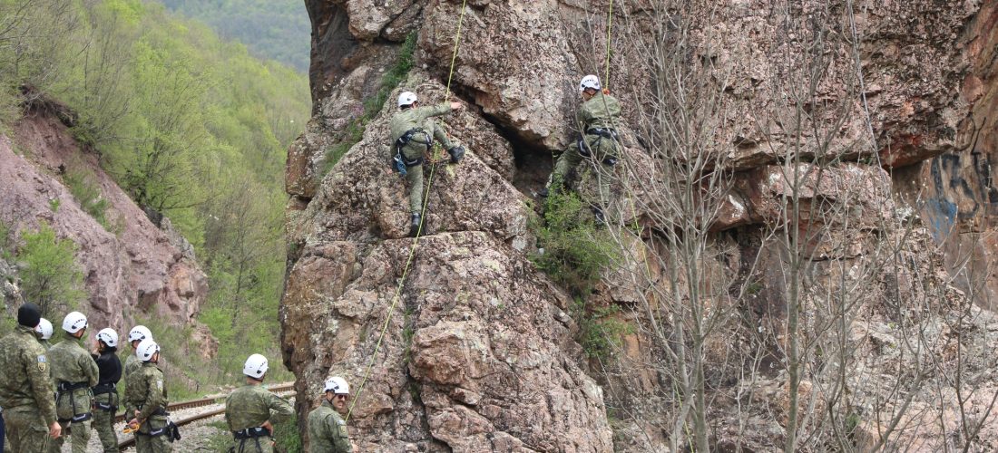 Në Qendrën Nacionale të Trajnimit për Kërkim Shpëtimit ka përfunduar Trajnimi Bazik i Kërkim-Shpëtimit Malor