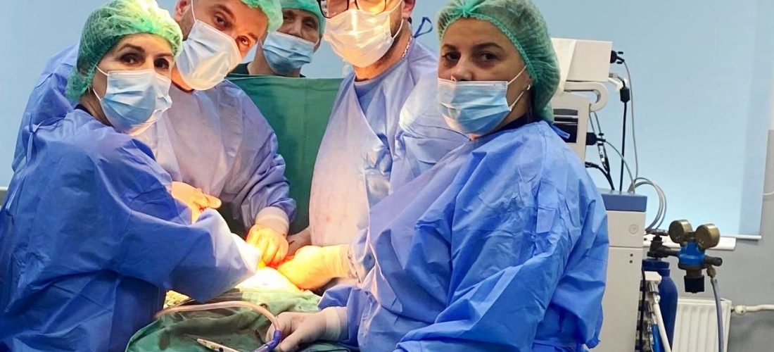 Në Spitalin e Mitrovicës kryhet një operacion i kancerit të vezoreve në stad të avancuar