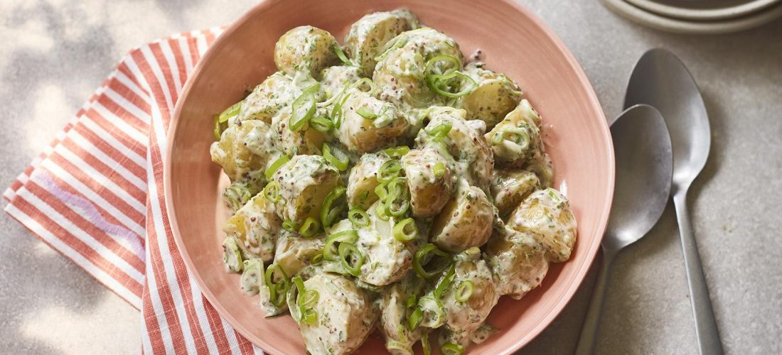 Sallatë me patate që përgatitet shpejt