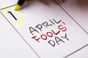 Si lindi “dita e gënjeshtrave”, ja disa nga teoritë