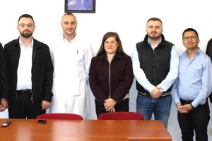 Pesë specialistë të rinj i bashkohen Spitalit të Përgjithshëm në Pejë