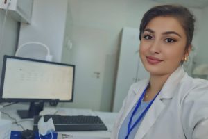 Dr. Meritë Rrahmani: Pse jemi një popull kaq nënvlerësues dhe paragjykues?