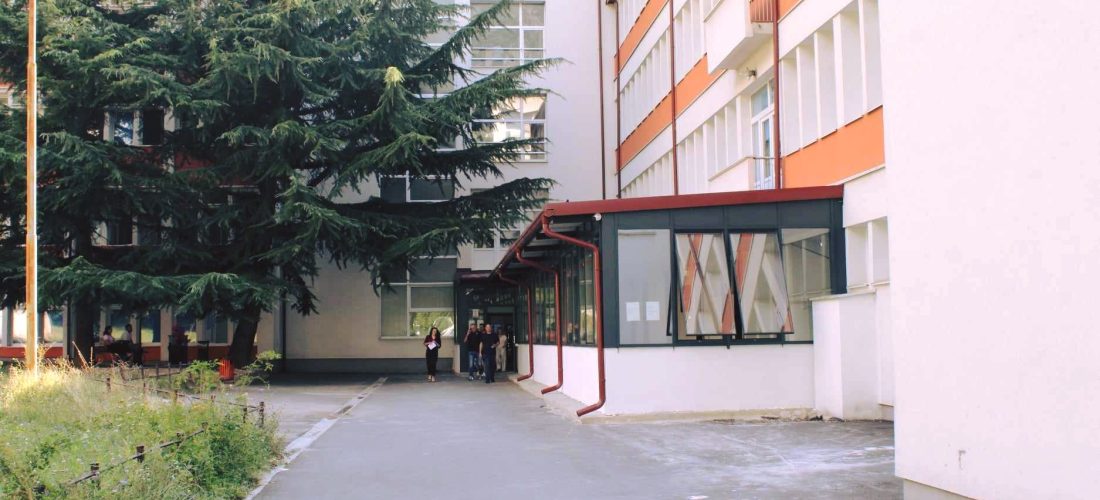 Nga 12 maji do të ndryshojë mënyra e realizimit të vizitave tek pacientët e Spitali të Përgjithshëm në Pejë