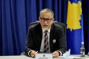 Vitia nënshkruan udhëzimin e ri administrativ për shkollimin specialistik në Kosovë