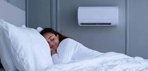 Gjumi me ventilator gjatë natës: i dobishëm apo i dëmshëm?