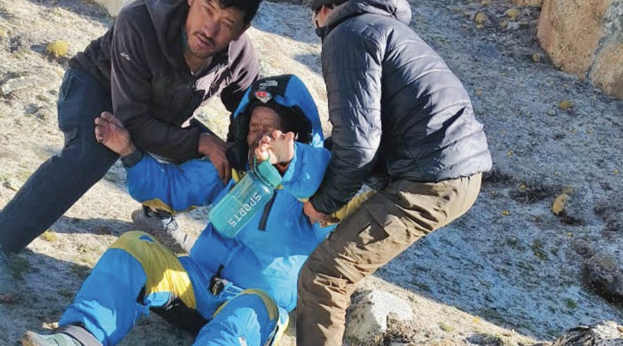 Sherpa i zhdukur për një javë mbijeton në Everest pa ushqim dhe pa oksigjen