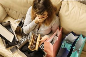 Shopaholizmi – Kur blerjet nuk janë më kënaqësi, por varësi