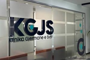 Mjekët e Klinikës Gjermane të Syrit tregojnë rëndësinë e kontrolleve të rregullta dhe kujdesit për shëndetin e syve
