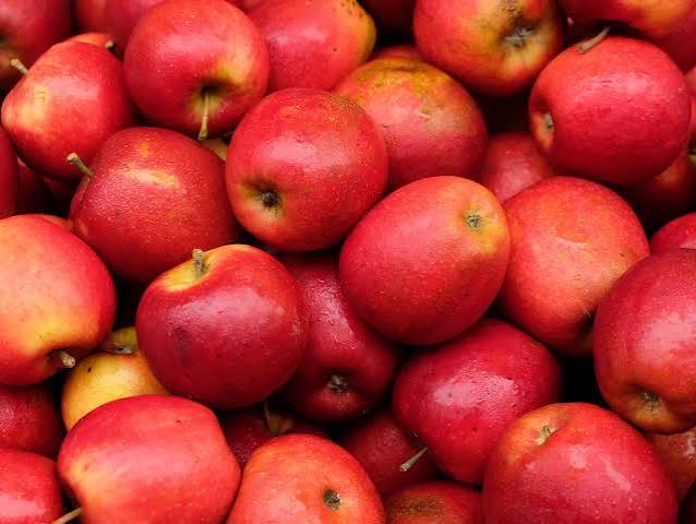 Mollët – fruti i thjeshtë që sjell shumë përfitime për shëndetin