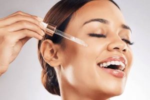 Çfarë duhet të dini para se të përdorni retinol?
