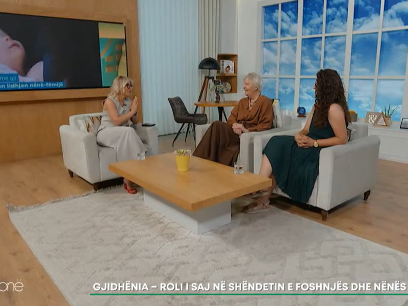 Gjidhënia nga ditët e para: Çfarë duhet të dinë nënat për ushqyerjen me gji?