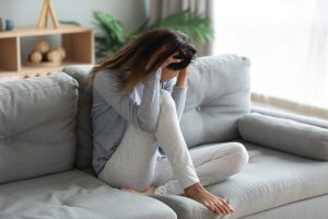 A mund të ndikojë stresi në ciklin menstrual?