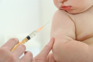 A shkakton vaksina MMR autizëm? Studimi me 2.5 milionë fëmijë jep përgjigjen