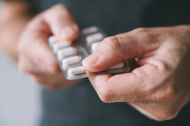 Përdorimi i antibiotikëve: pse nuk duhet t’i marrim pa këshillën e mjekut?